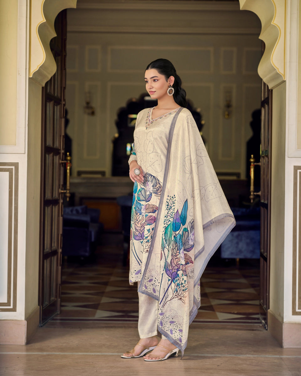 Shop premium women's ethnic suits – Avitra