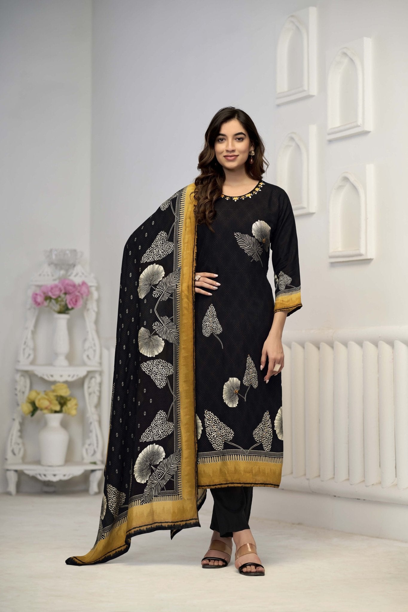 Black Leaf Suits - Buy Premium Ethnic Wear Online at Avitra