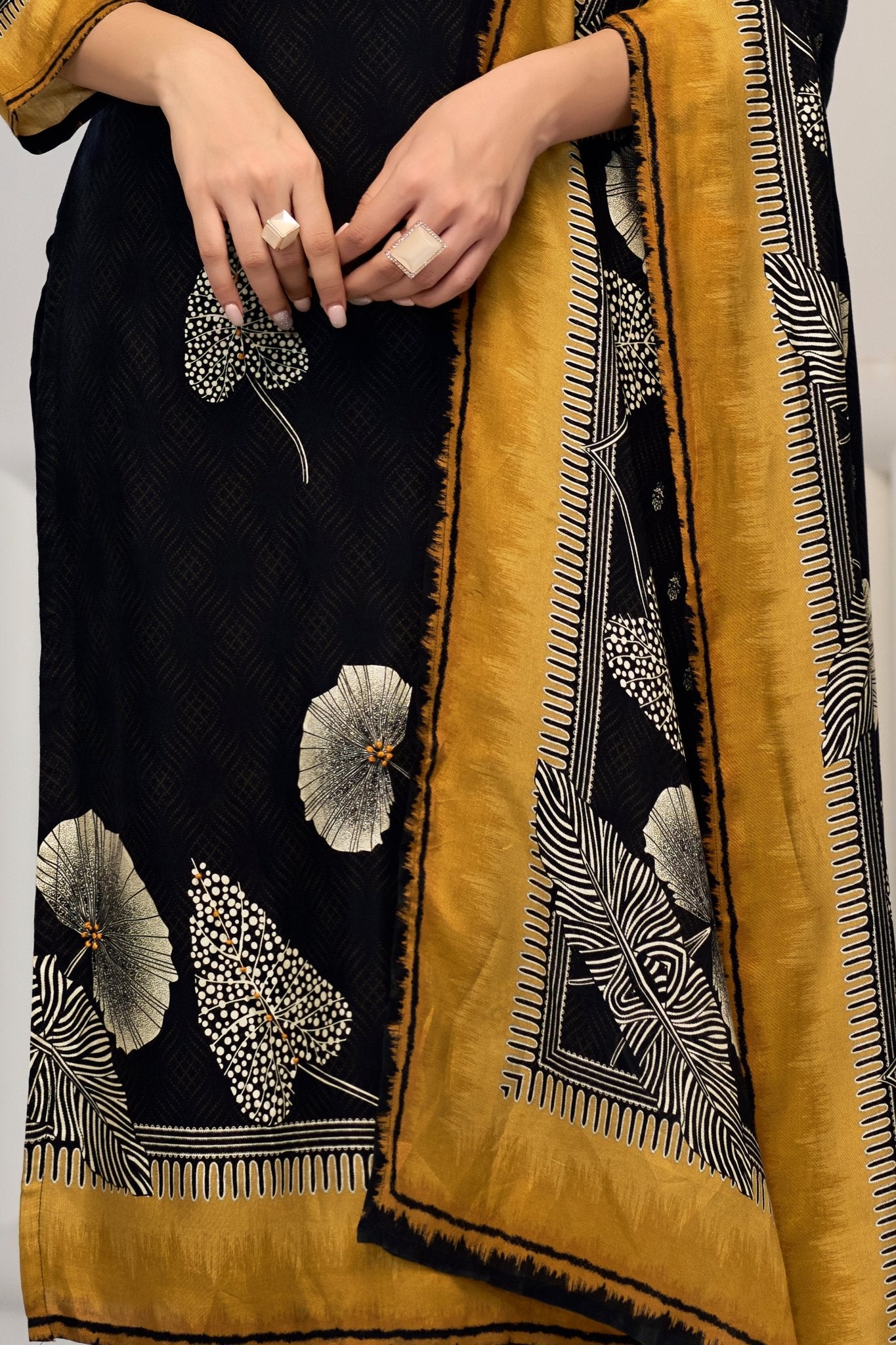 Black Leaf Suits - Buy Premium Ethnic Wear Online at Avitra