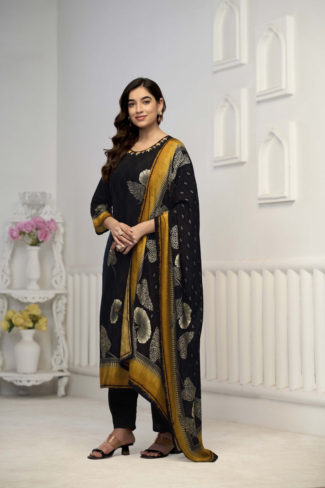 Black Leaf Suits - Buy Premium Ethnic Wear Online at Avitra