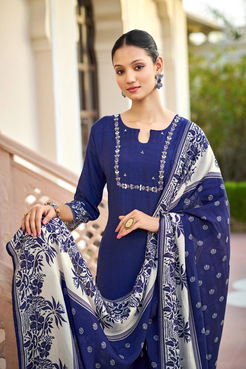Shop premium women's ethnic suits – Avitra