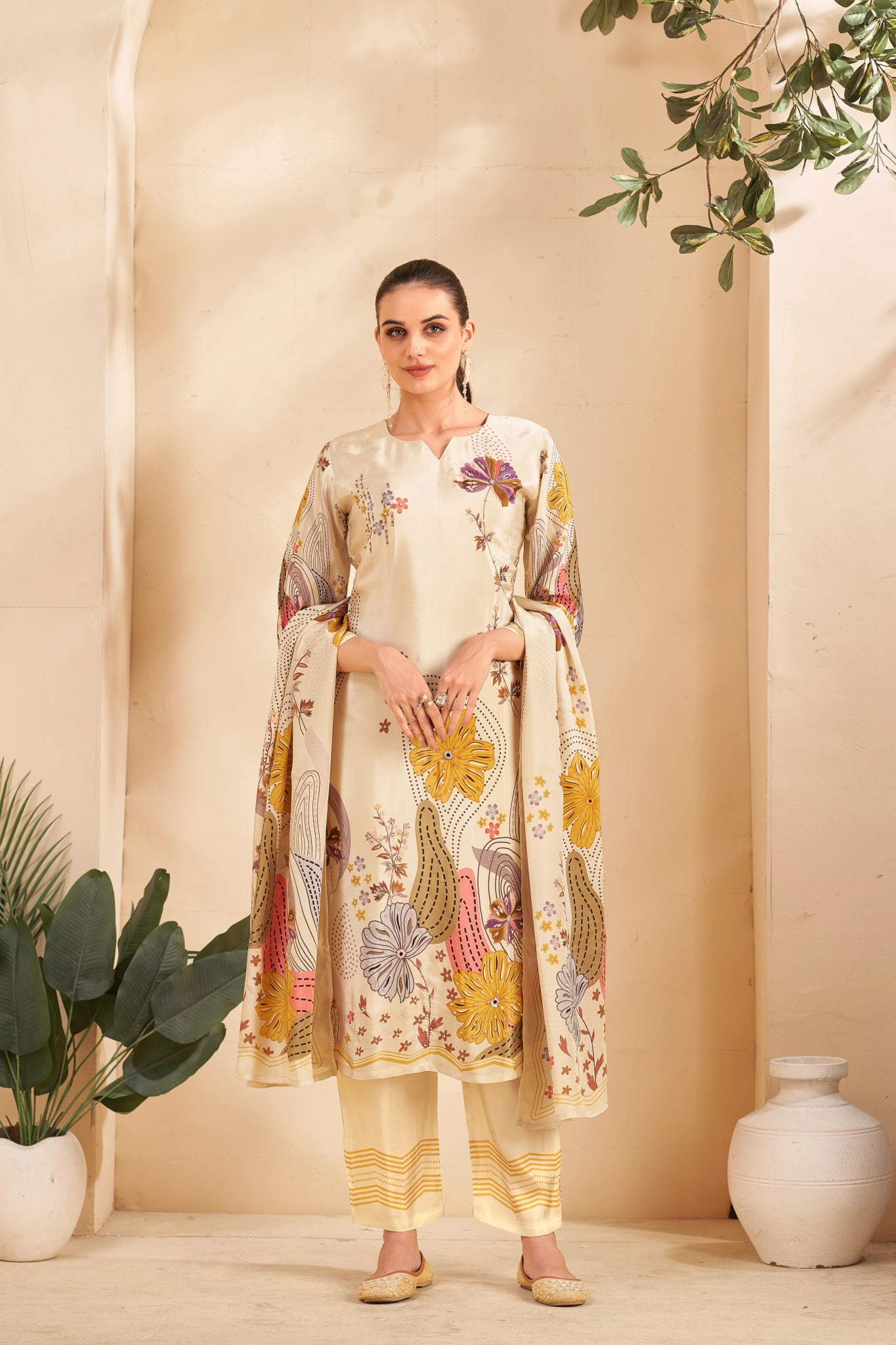 Floral Elegance Suits - Buy Premium Ethnic Wear Online at Avitra