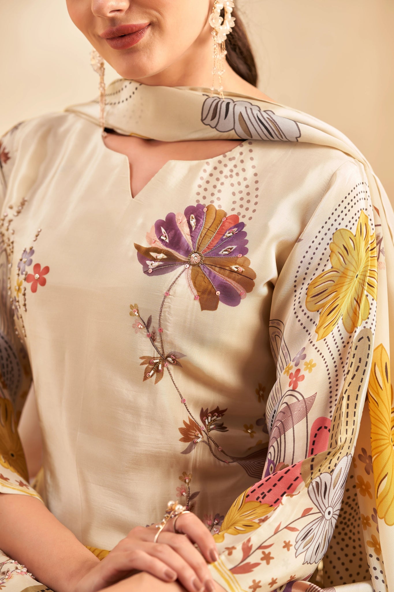 Floral Elegance Suits - Buy Premium Ethnic Wear Online at Avitra