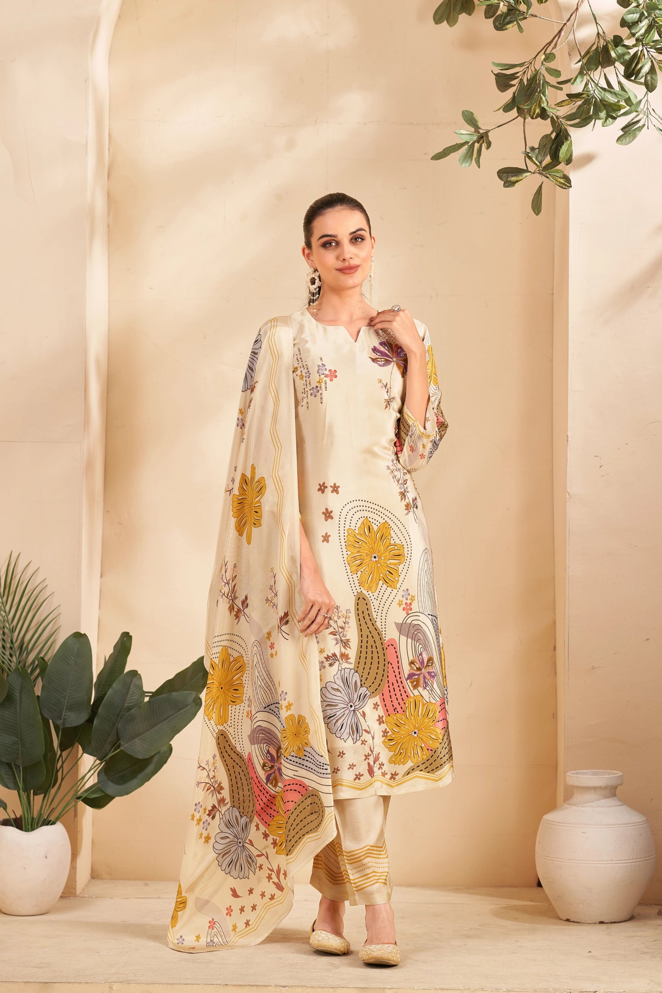 Floral Elegance Suits - Buy Premium Ethnic Wear Online at Avitra