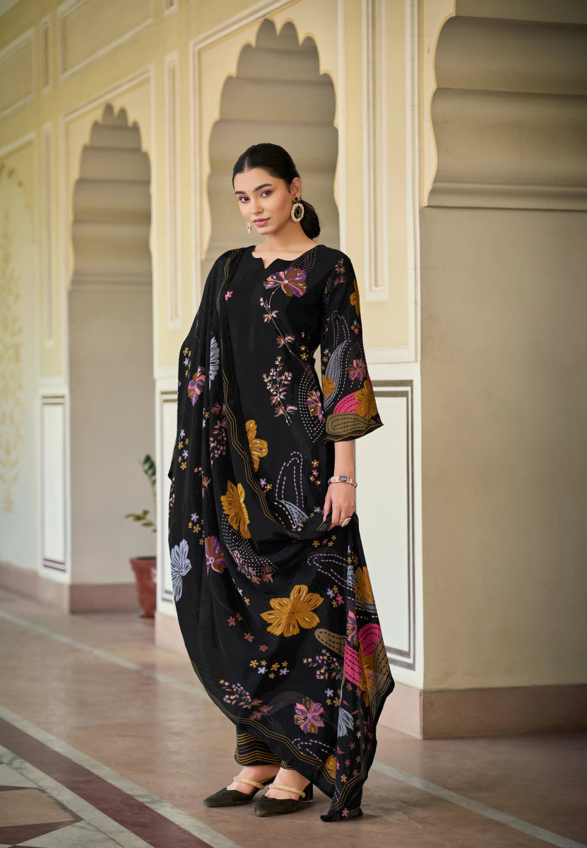 Shop premium women's ethnic suits – Avitra