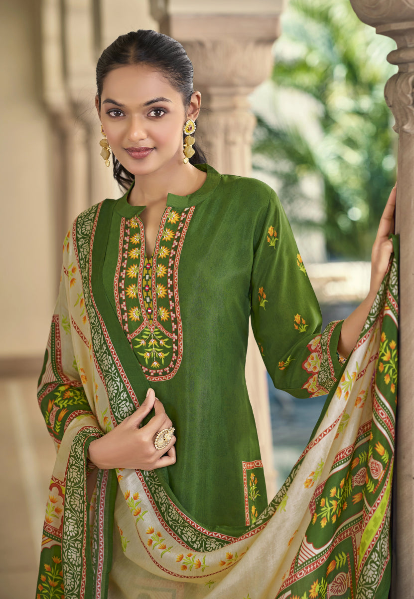 Shop premium women's ethnic suits – Avitra