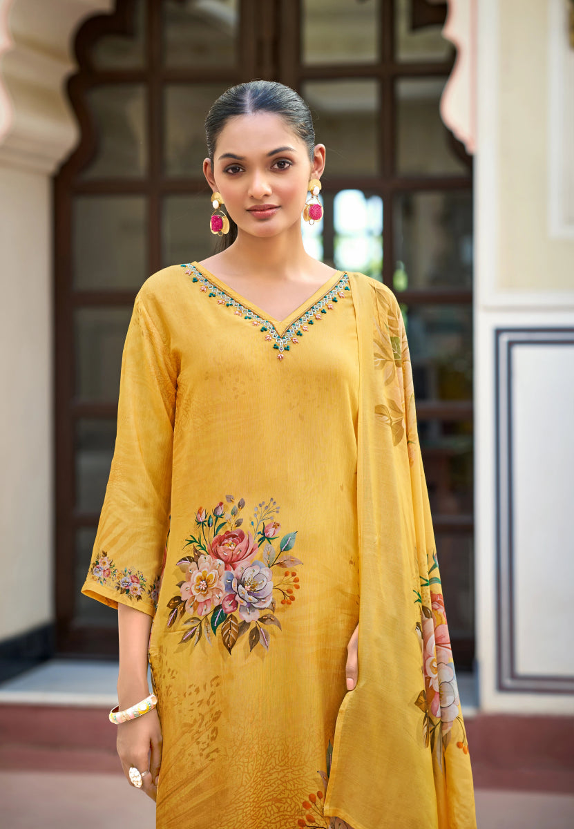 Shop premium women's ethnic suits – Avitra