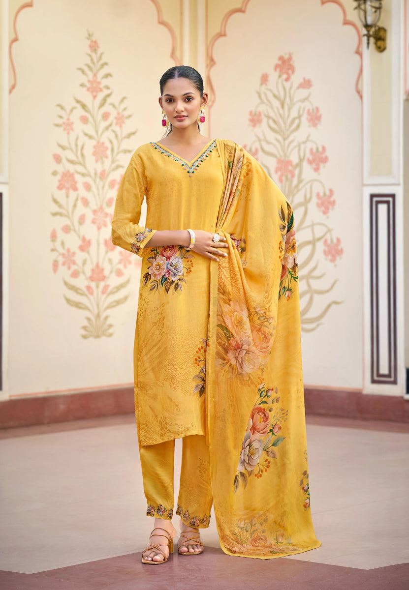 Shop premium women's ethnic suits – Avitra