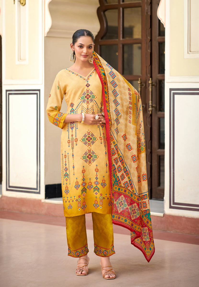 Shop premium women's ethnic suits – Avitra