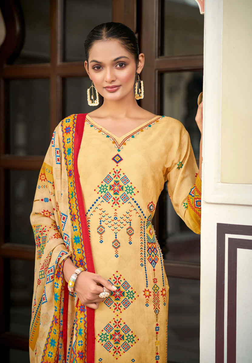 Shop premium women's ethnic suits – Avitra