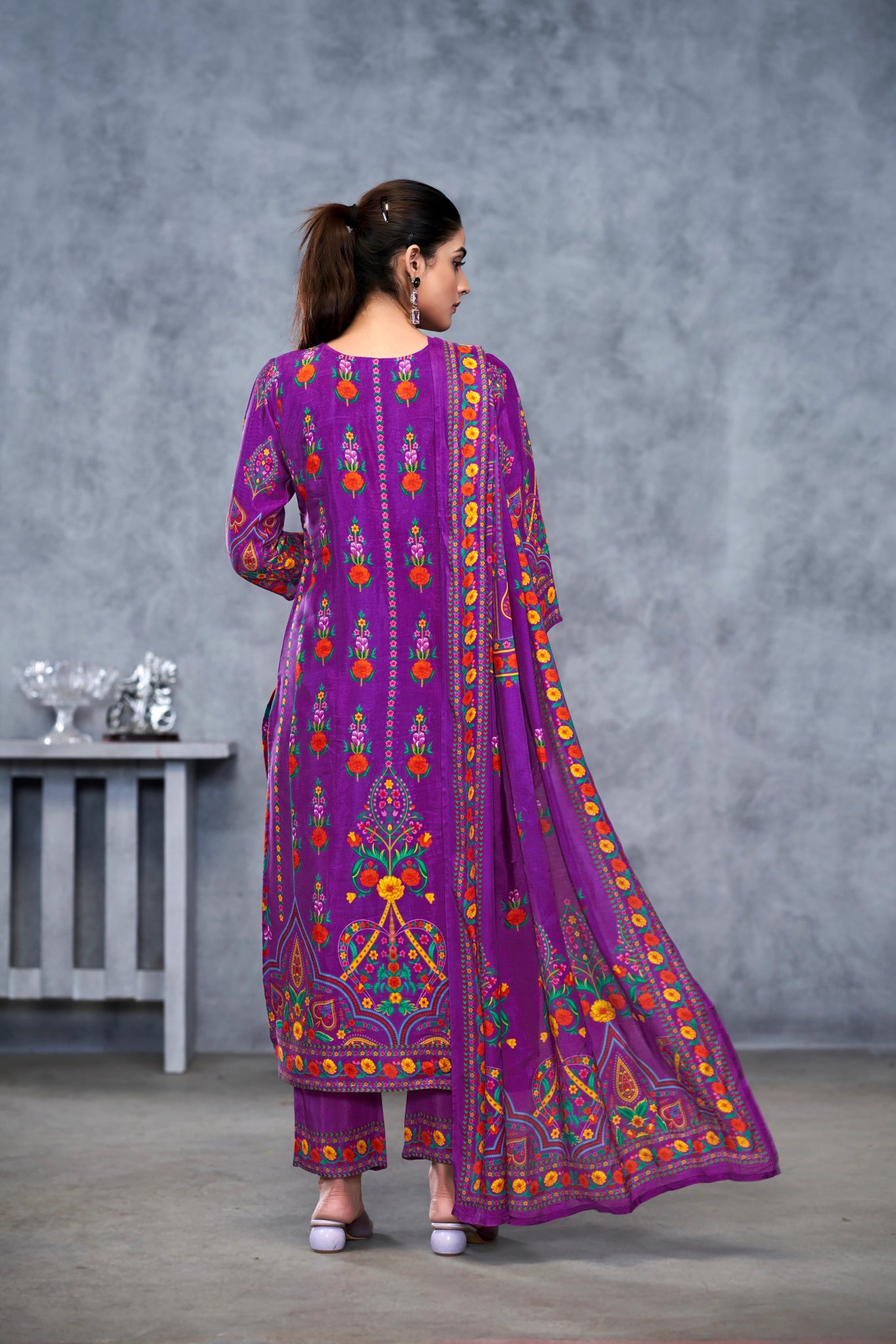 Lavender Suits With Handwork In Pure Viscose Muslin Fabric - Buy Premium Ethnic Wear Online at Avitra