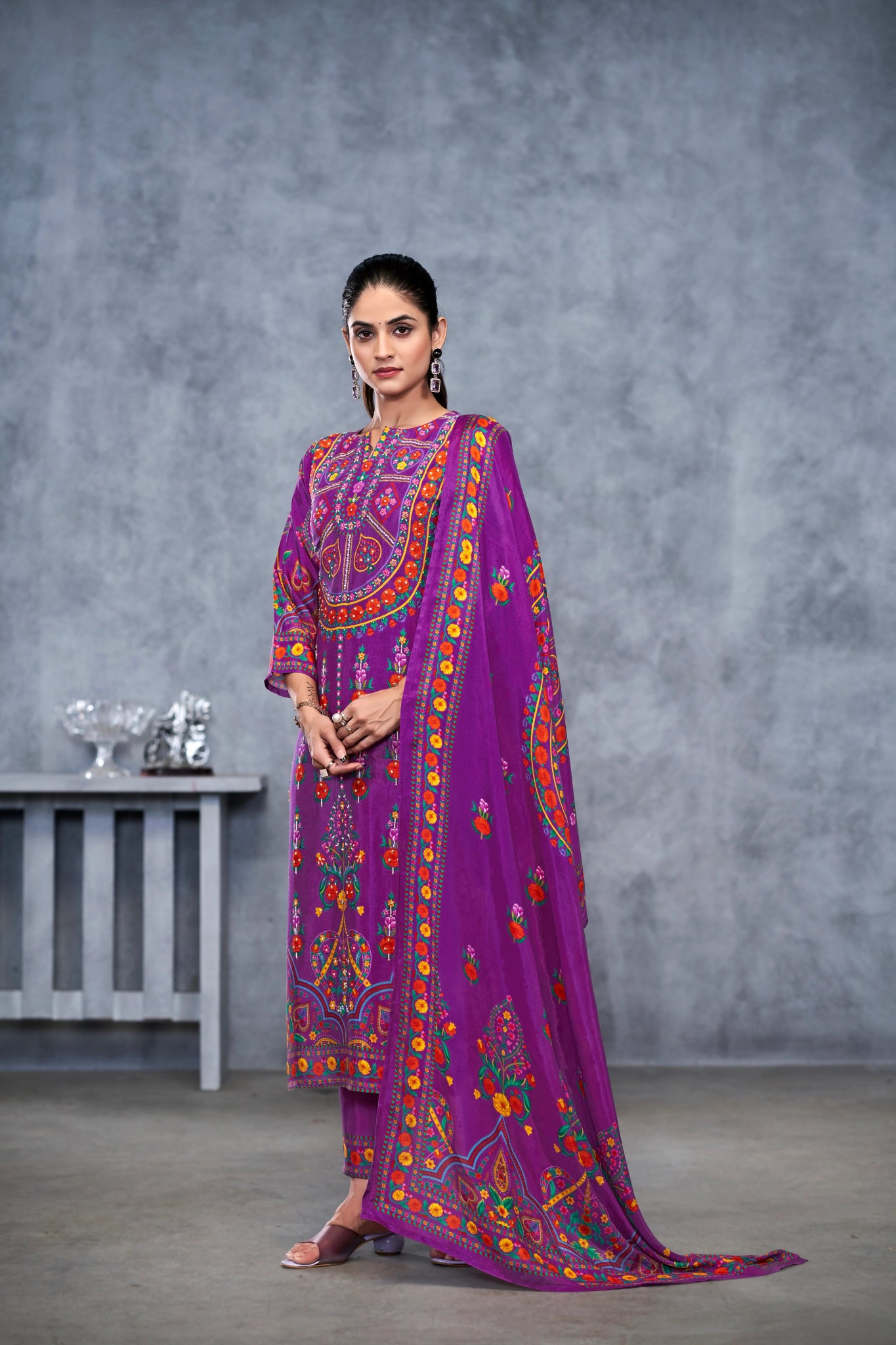 Lavender Suits With Handwork In Pure Viscose Muslin Fabric - Buy Premium Ethnic Wear Online at Avitra