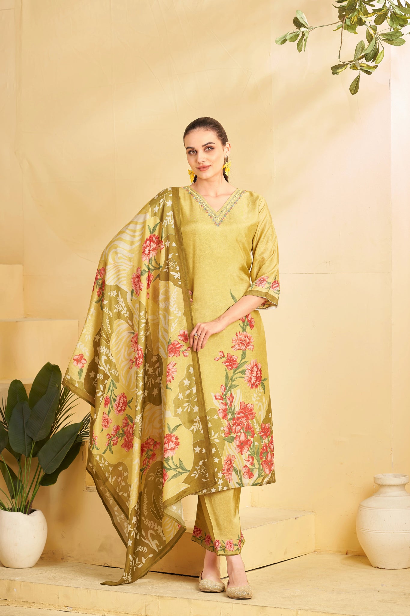 Olive Bloom Graceful Kurta Sets - Buy Premium Ethnic Wear Online at Avitra