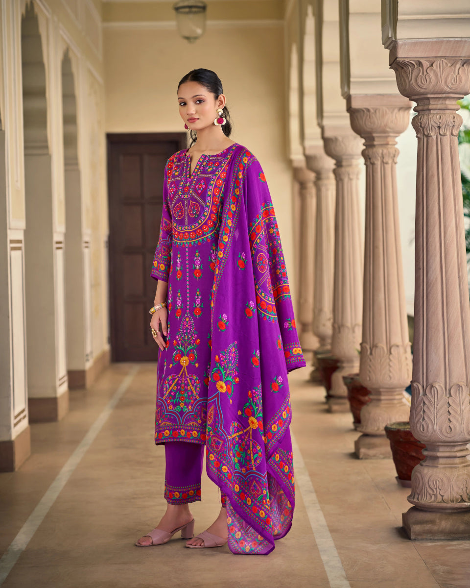 Shop premium women's ethnic suits – Avitra