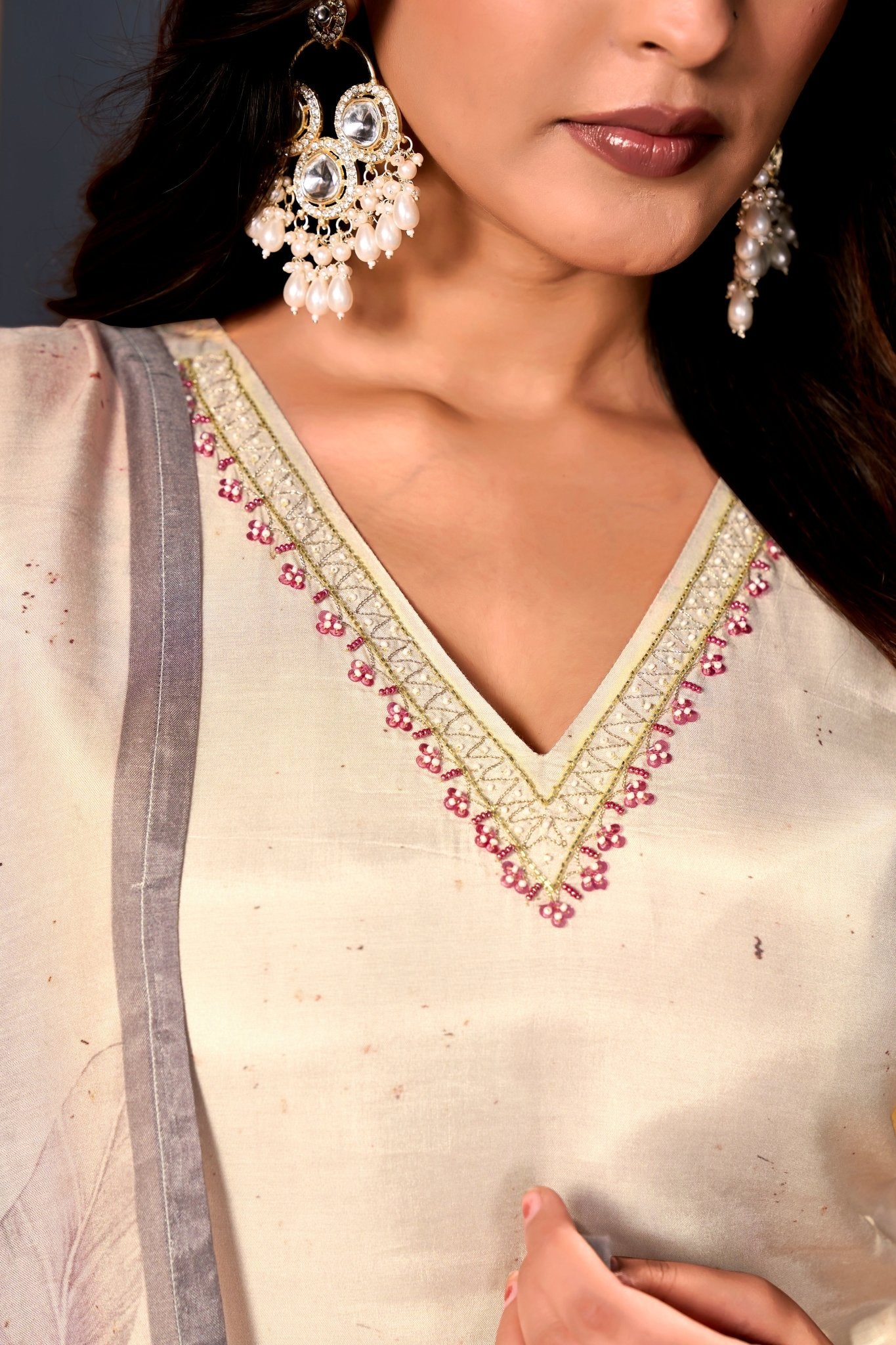 Red Flower Grey Leaves Suits With Handwork In Pure Muslin Fabrics - Buy Premium Ethnic Wear Online at Avitra