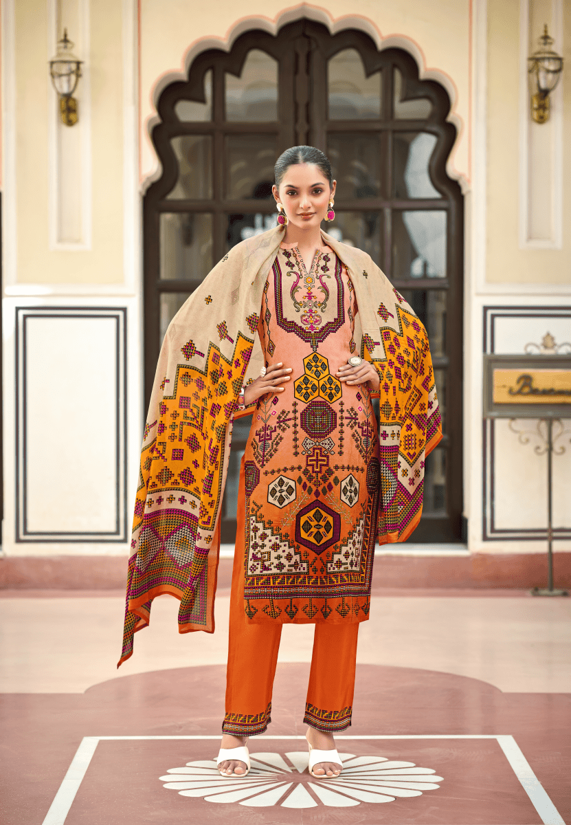 Shop premium women's ethnic suits – Avitra