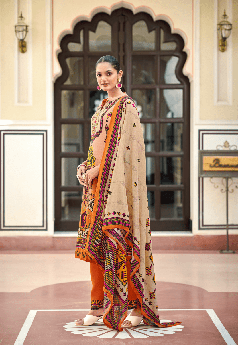 Shop premium women's ethnic suits – Avitra