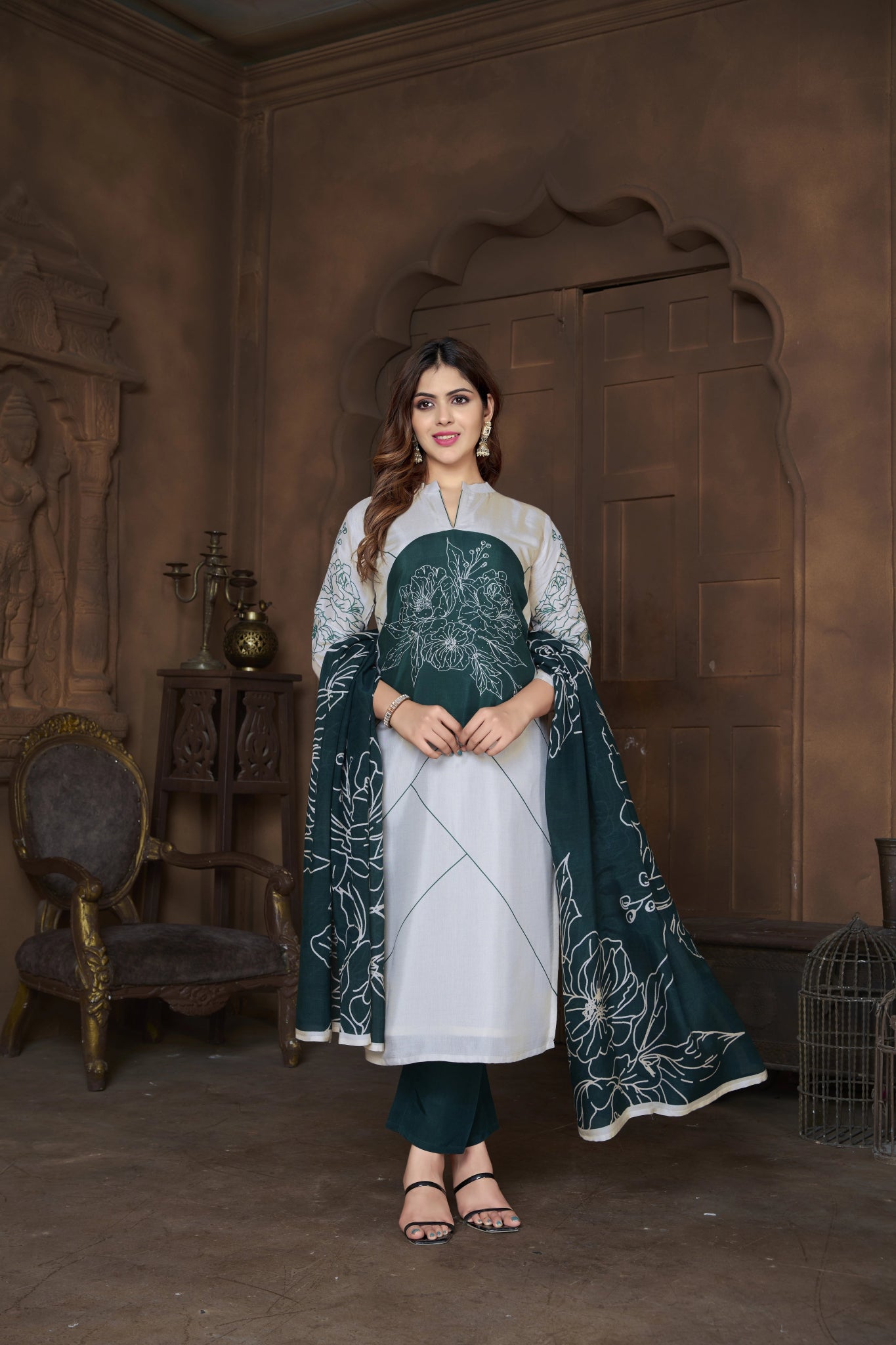 Tasser Grey Suits With Handwork In Pure Viscose Muslin Fabrics - Buy Premium Ethnic Wear Online at Avitra